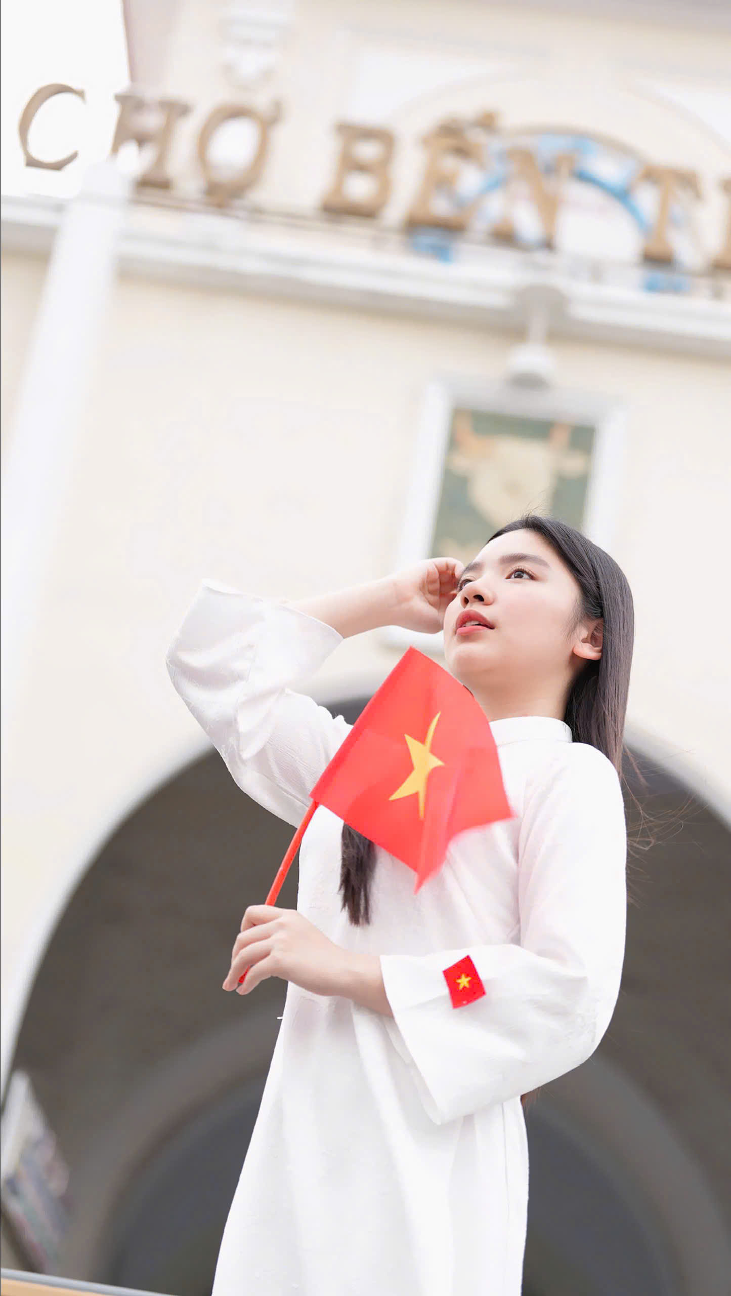 ENИI - Áo dài chợ Bến Thành